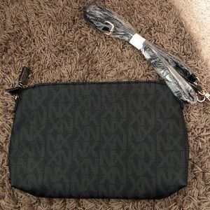 New Crossbody Bag with Detachable Strap Clutch Purse pocketbook
